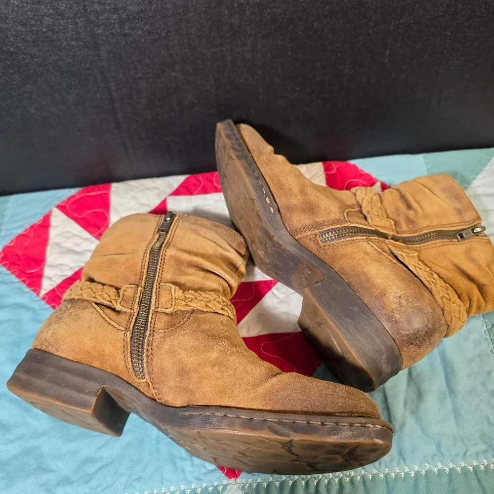 Born‎ Suede Ankle Boots Womens 6.5M Tan Brown Slouchy Distressed Braided Strap